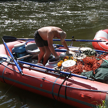 Rafting on the Ka-Hem river IV class